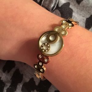 🌸Gorgeous🌸 Gold Tone Embellished Bangle Bracelet